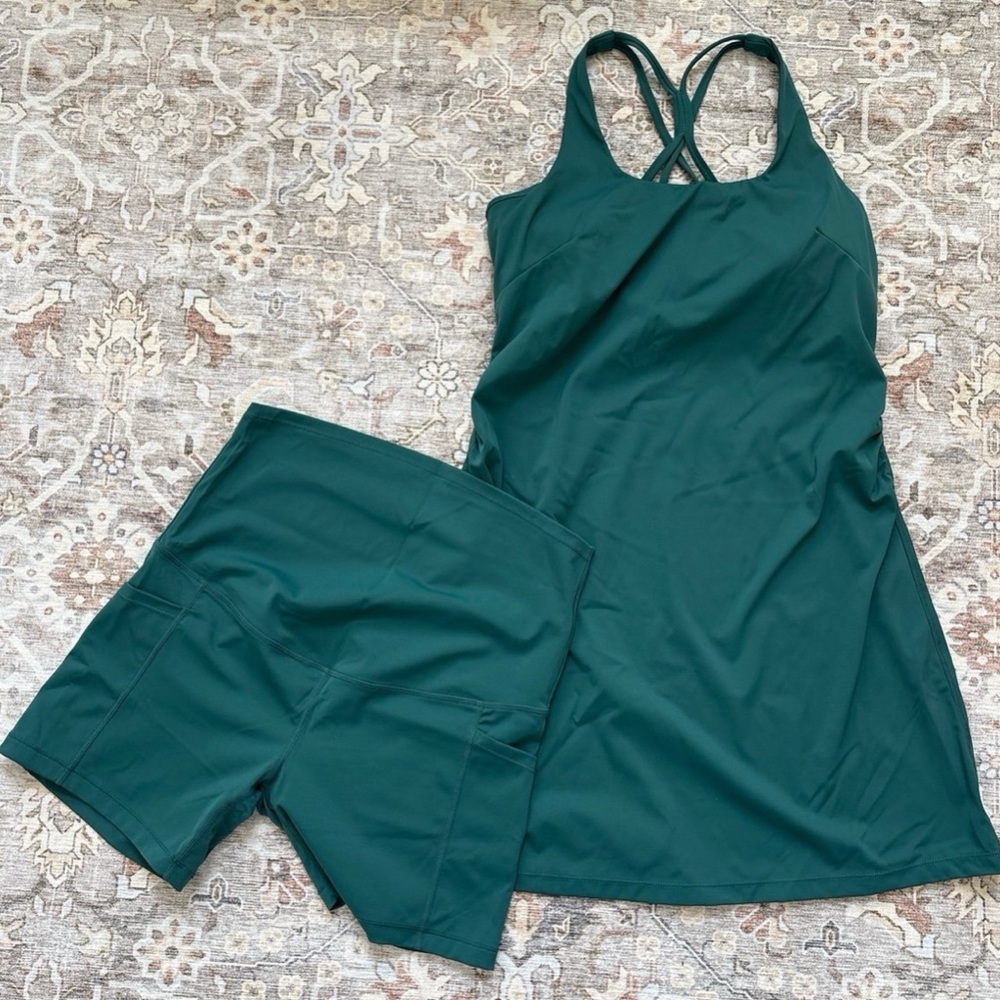 Maternity Green Athletic Dress and Shorts Set Large